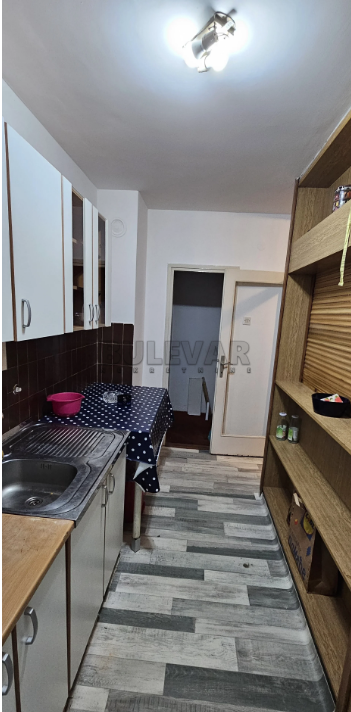 Slika 11 - Stevana Sremca, Trosoban stan za izdavanje, 85m2, 320€