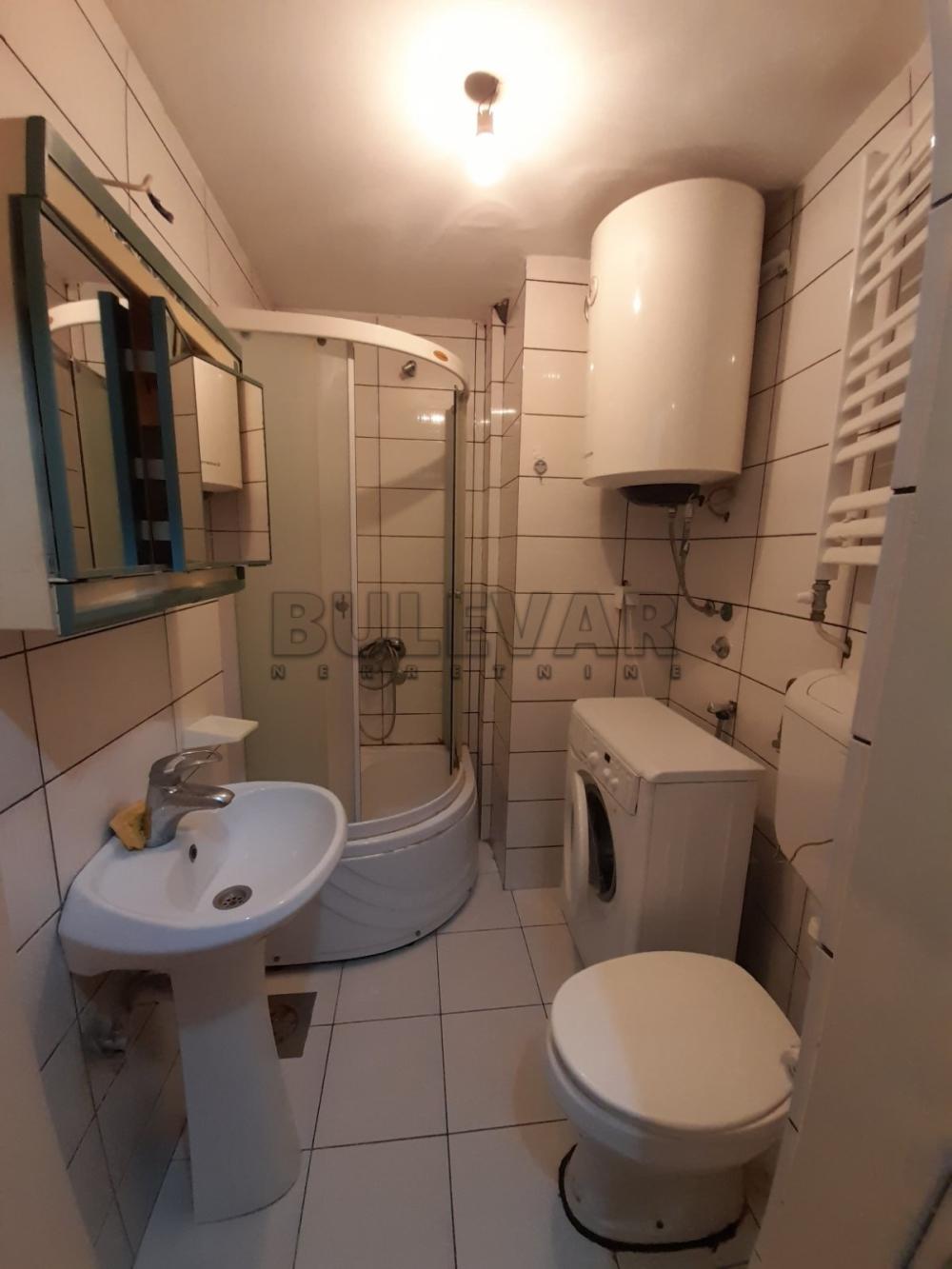 Slika 6 - Marije Bursać, Jednoiposoban stan za izdavanje, 32m2, 250€