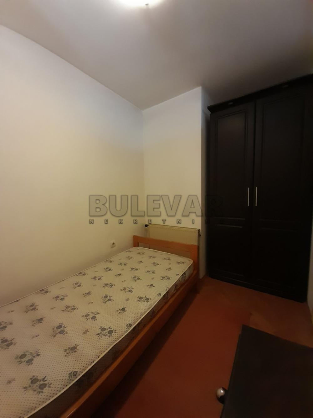 Slika 5 - Marije Bursać, Jednoiposoban stan za izdavanje, 32m2, 250€