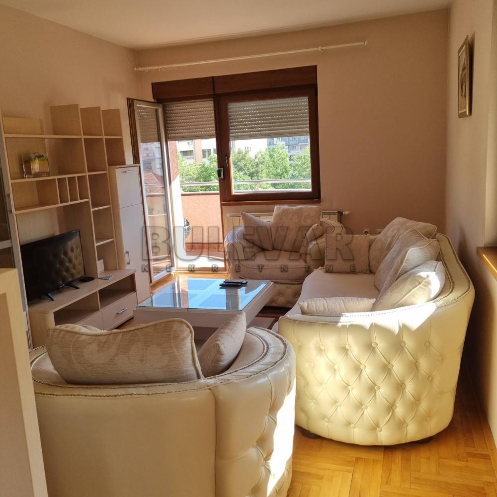 Slika 1 - Hajduk Stanka, Dvosoban stan za izdavanje, 61m2, 400€