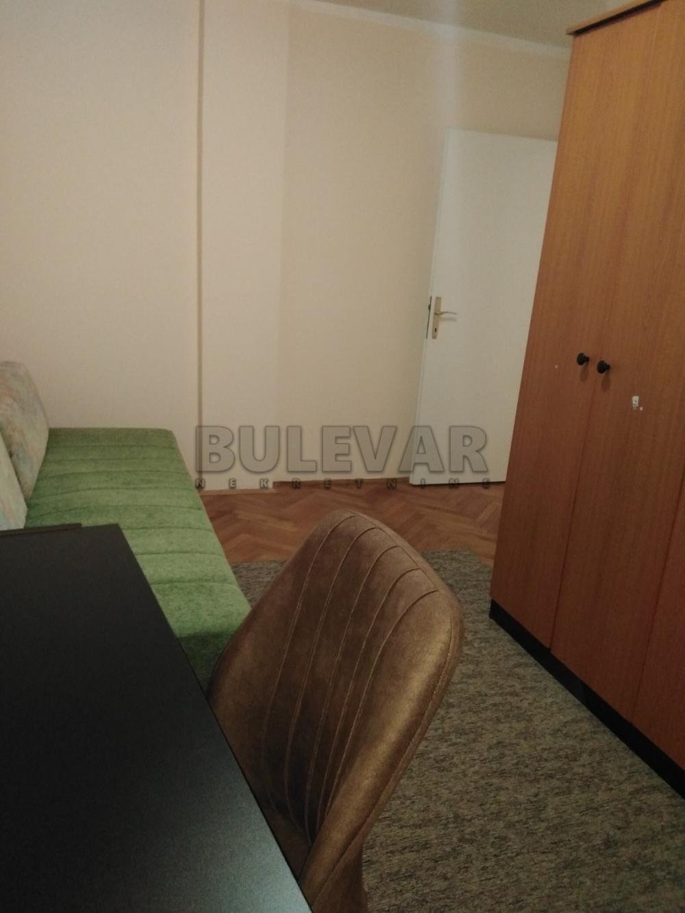 Slika 4 - Pariske komune, Dvoiposoban stan za izdavanje, 70m2, 350€