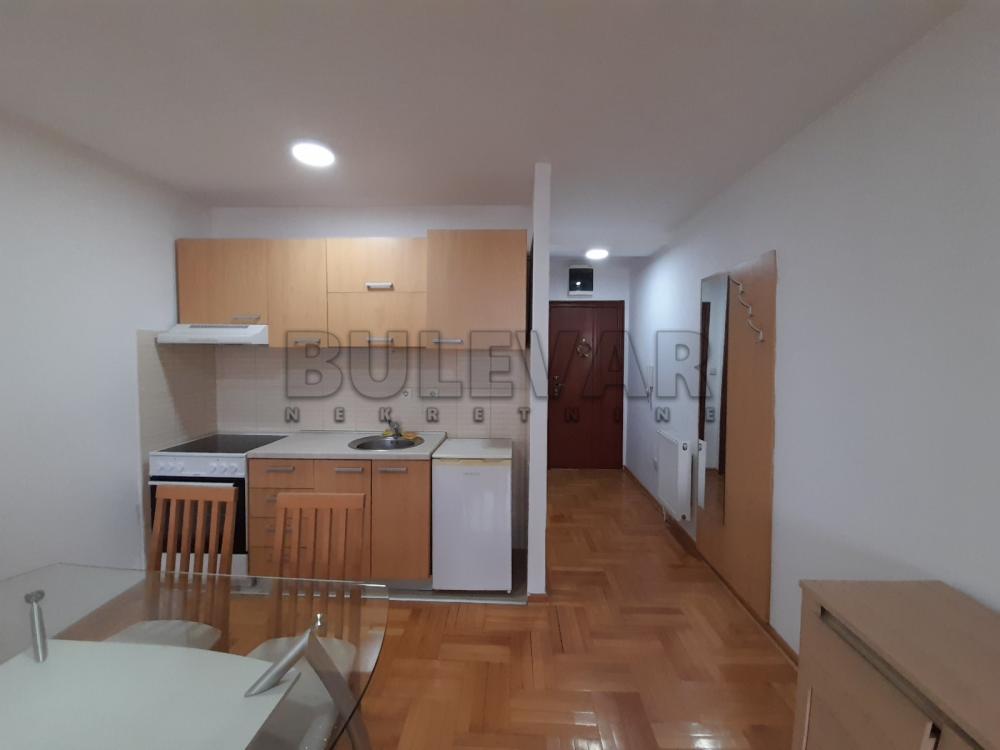Slika 2 - Tome Rosandića,  Stan za izdavanje, 33m2, 290€