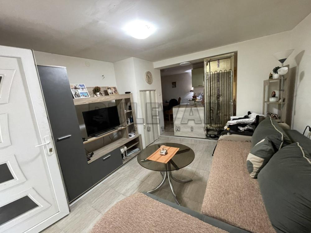 Glavna slika oglasa 384018