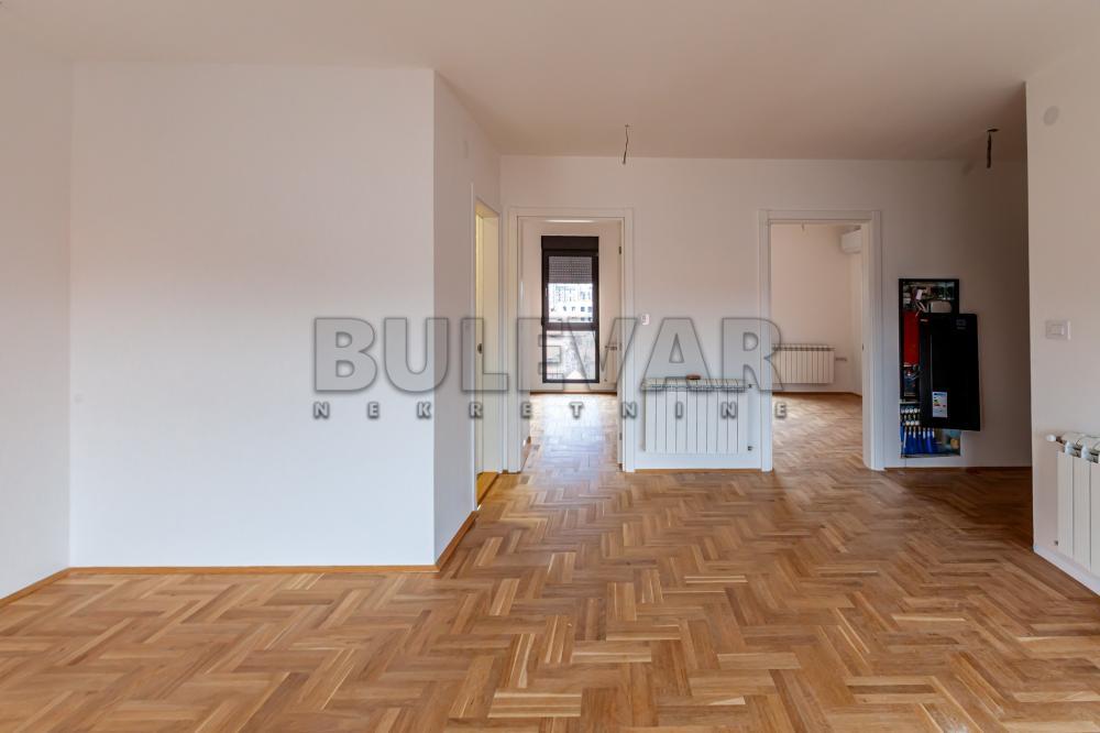 Glavna slika -Bore Vukmirovića, Dvoiposoban stan na prodaju, 53m2, 113.000€