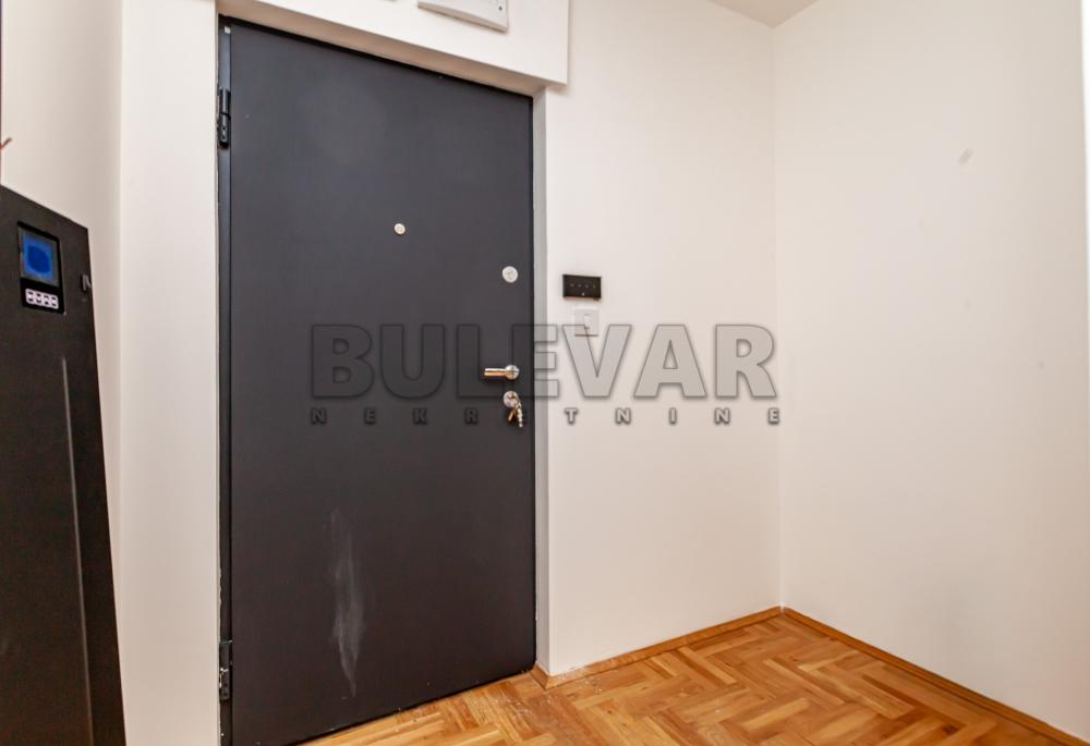 Slika 7 - Bore Vukmirovića, Dvoiposoban stan na prodaju, 53m2, 113.000€