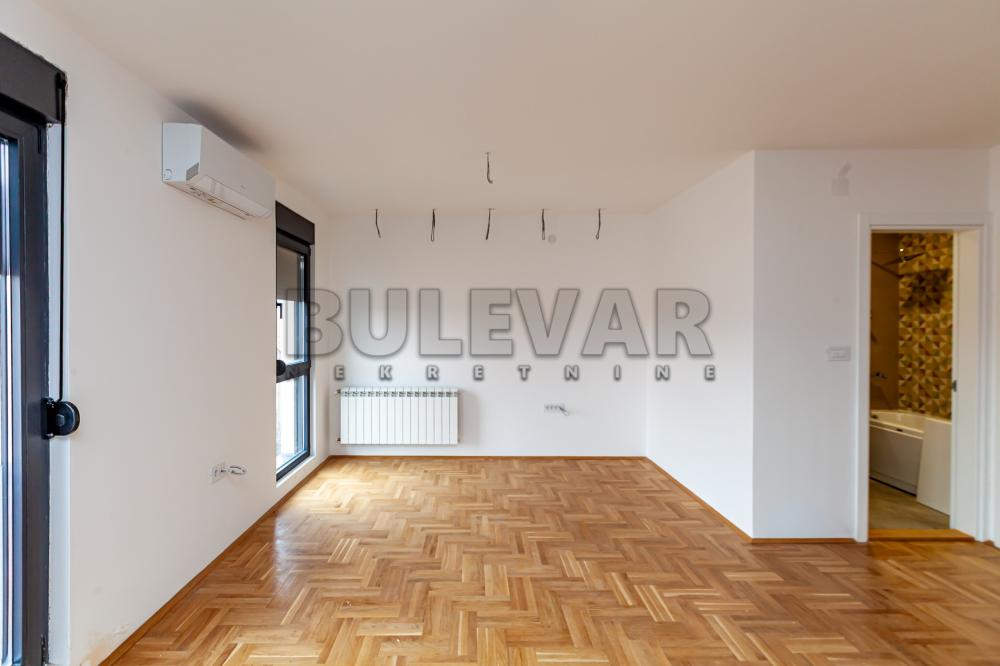 Slika 1 - Bore Vukmirovića, Dvoiposoban stan na prodaju, 53m2, 113.000€