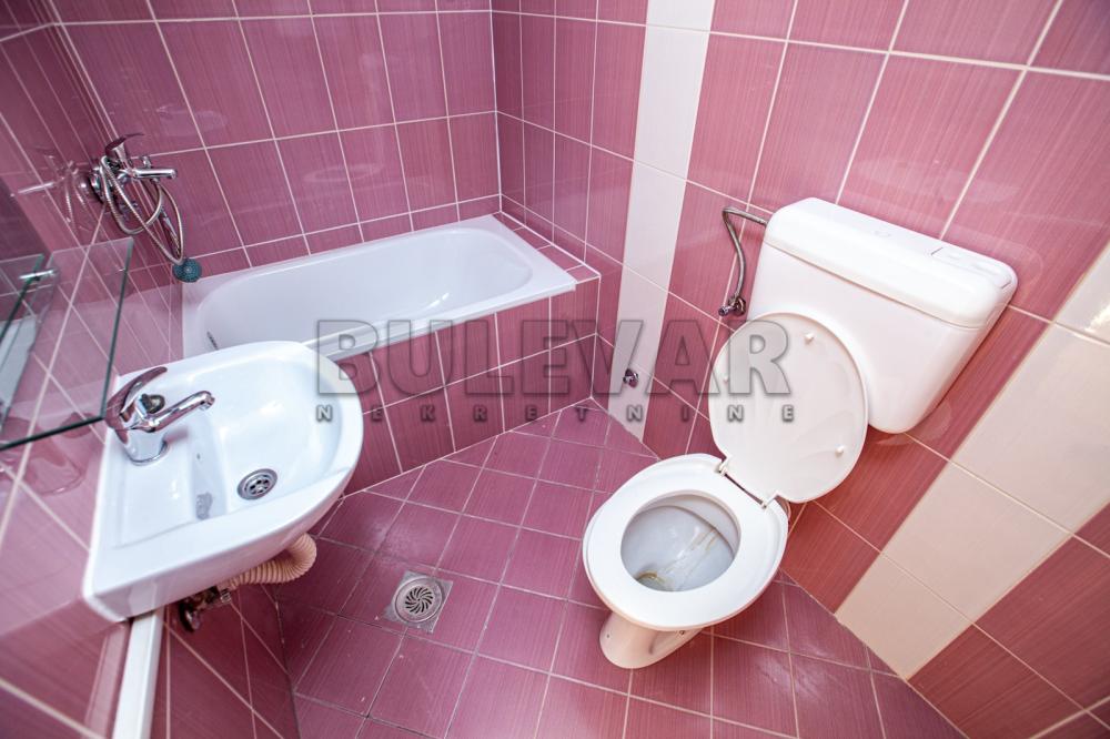 Slika 6 - Cara Dušana, Dvoiposoban stan na prodaju, 68m2, 119.700€