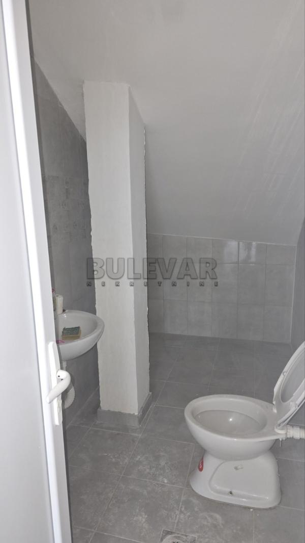 Slika 6 - Obilićev venac,  Lokal za izdavanje, 38m2, 400€