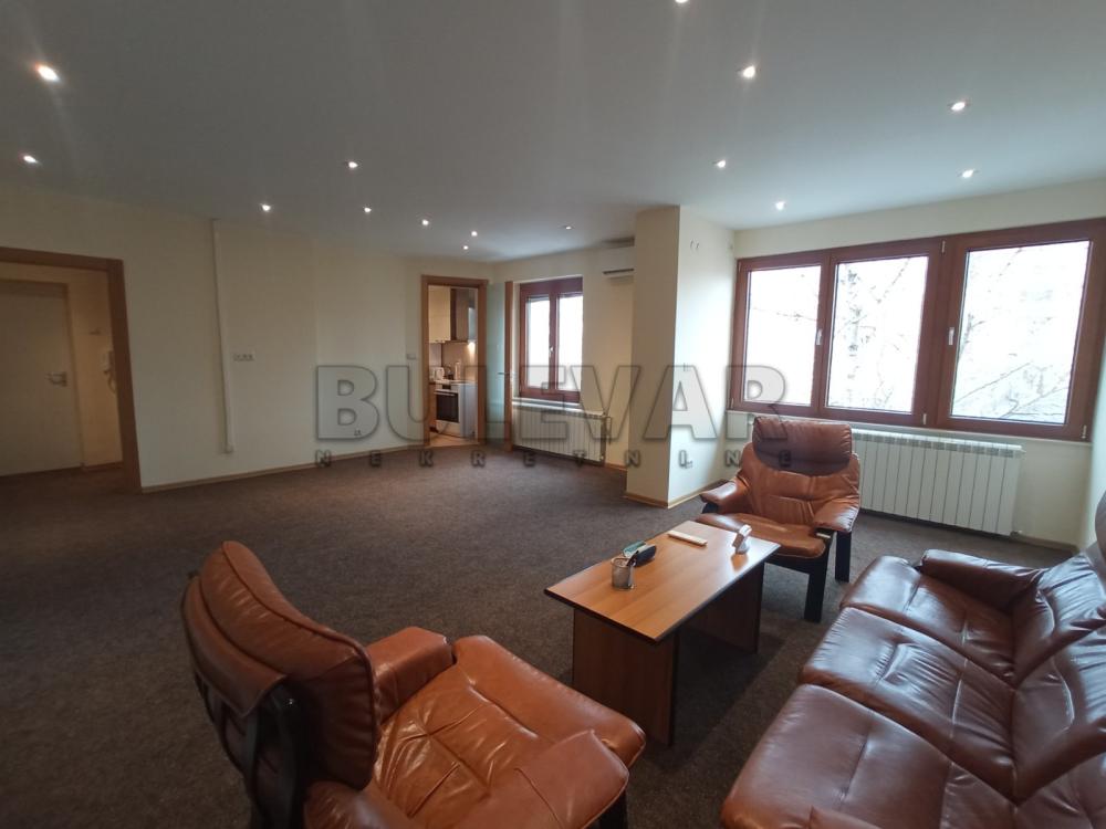 Slika 1 - Generala Milojka Lešjanina,  Lokal za izdavanje, 67m2, 550€