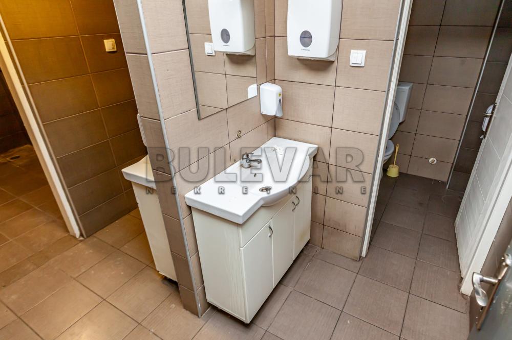 Slika 9 - Mokranjčeva,  Lokal na prodaju, 143m2, 262.000€