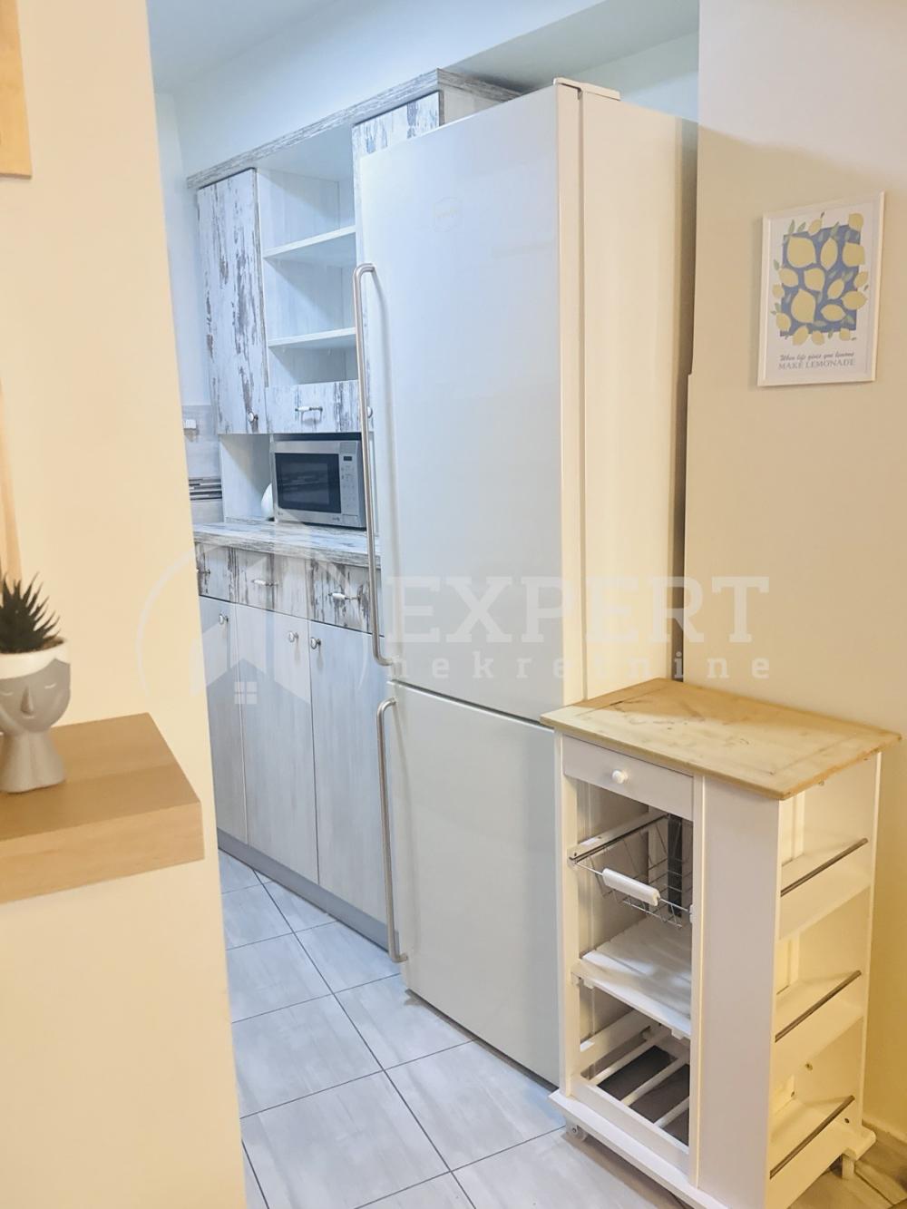 Slika 6 - Stevana Nemanje, Trosoban stan za izdavanje, 64m2, 600€