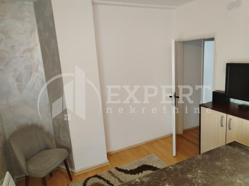 Slika 5 - Bulevar Nemanjića, Jednoiposoban stan za izdavanje, 40m2, 330€