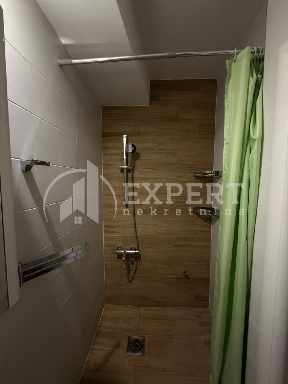 Slika 10 - Sremska, Dvoiposoban stan za izdavanje, 58m2, 380€