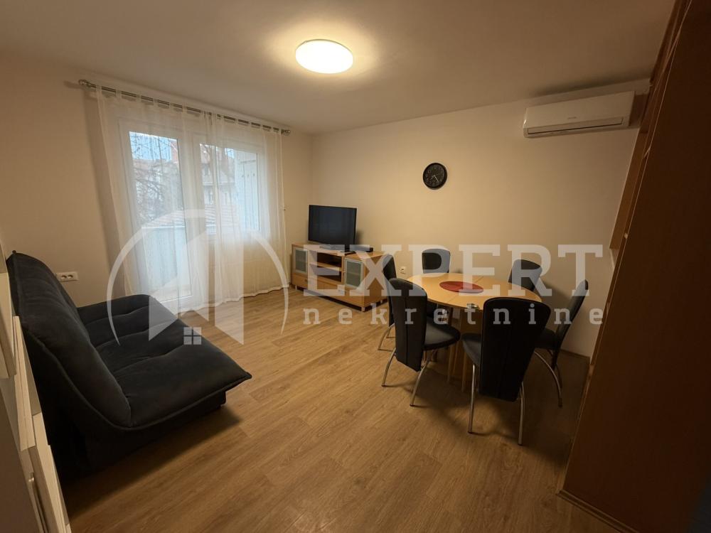 Slika 1 - Sremska, Dvoiposoban stan za izdavanje, 58m2, 380€