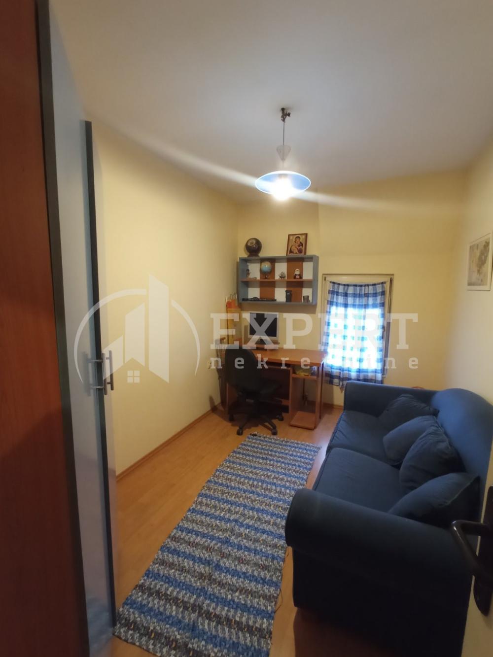 Slika 6 - Radnih brigada, Dvosoban stan za izdavanje, 40m2, 300€