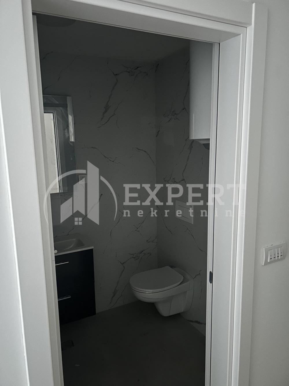 Slika 3 - Cara Dušana, Jednoiposoban stan za izdavanje, 55m2, 500€