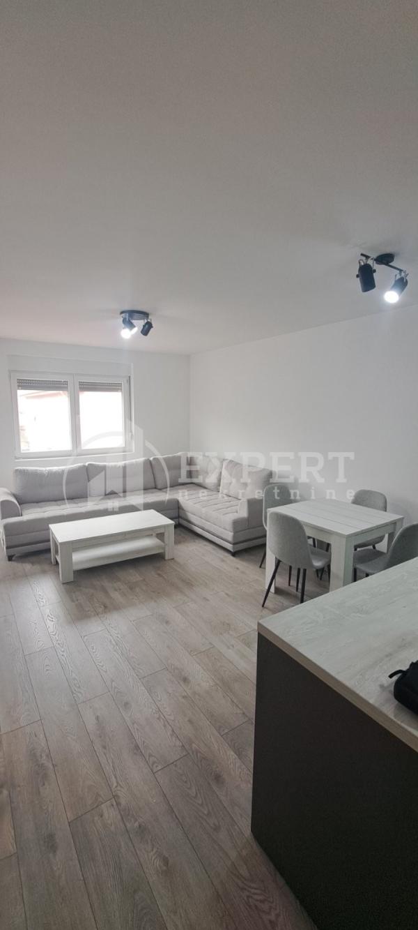 Slika 2 - Bulevar Svetog Pantelejmona, Dvoiposoban stan za izdavanje, 70m2, 450€