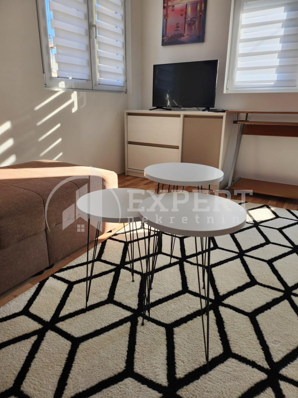 Slika 3 - Svetozara Markovića, Jednoiposoban stan za izdavanje, 35m2, 350€