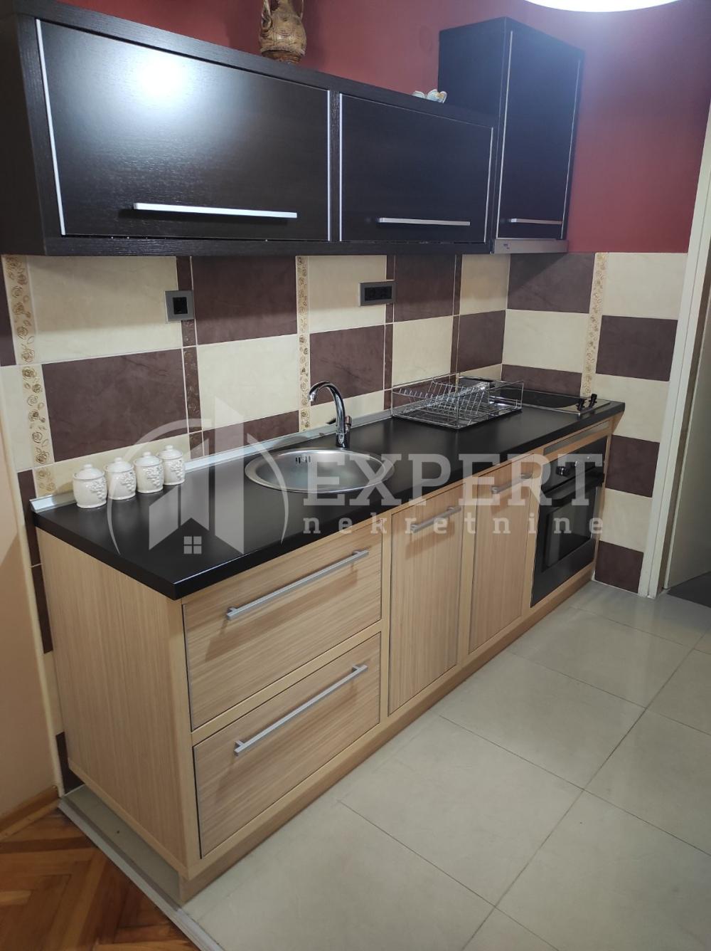 Slika 9 - Vizantijski bulevar, Dvoiposoban stan za izdavanje, 69m2, 400€
