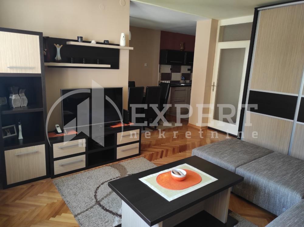 Slika 4 - Vizantijski bulevar, Dvoiposoban stan za izdavanje, 69m2, 400€