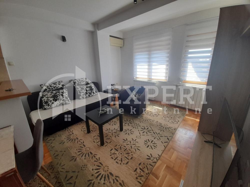 Slika 3 - Generala Tranijea, Jednoiposoban stan za izdavanje, 43m2, 350€