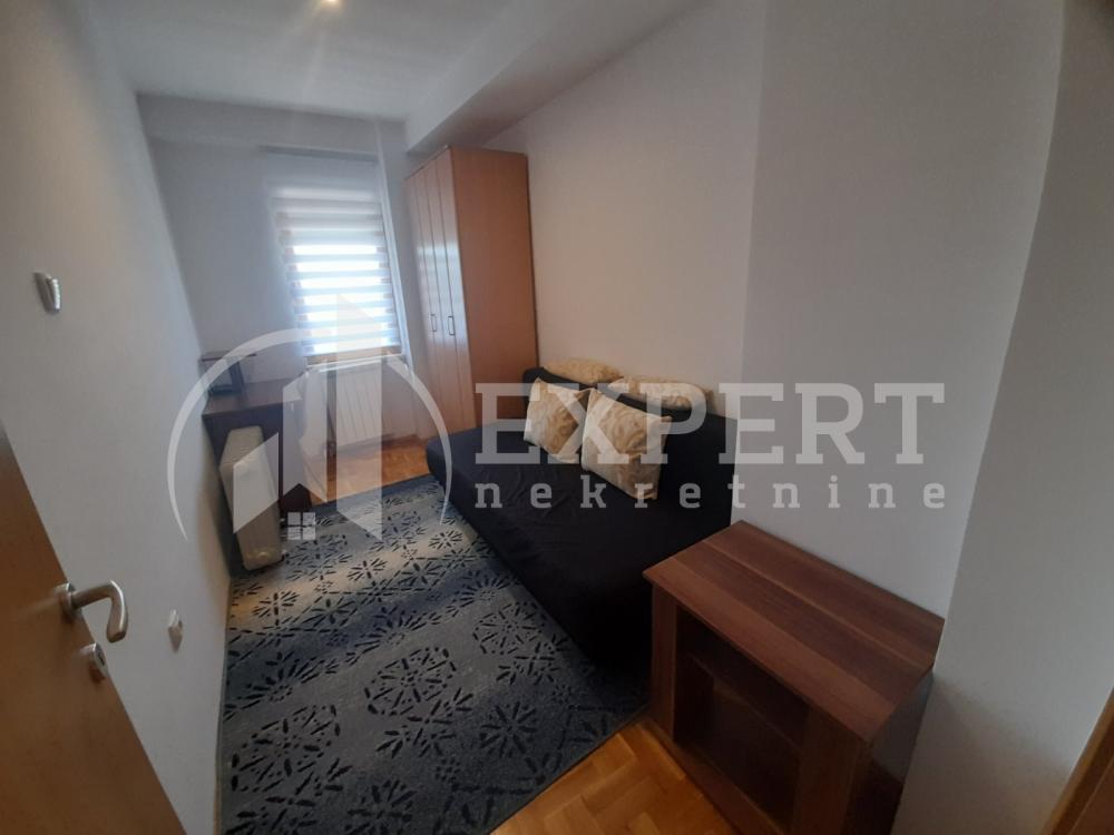 Slika 11 - Generala Tranijea, Jednoiposoban stan za izdavanje, 43m2, 350€