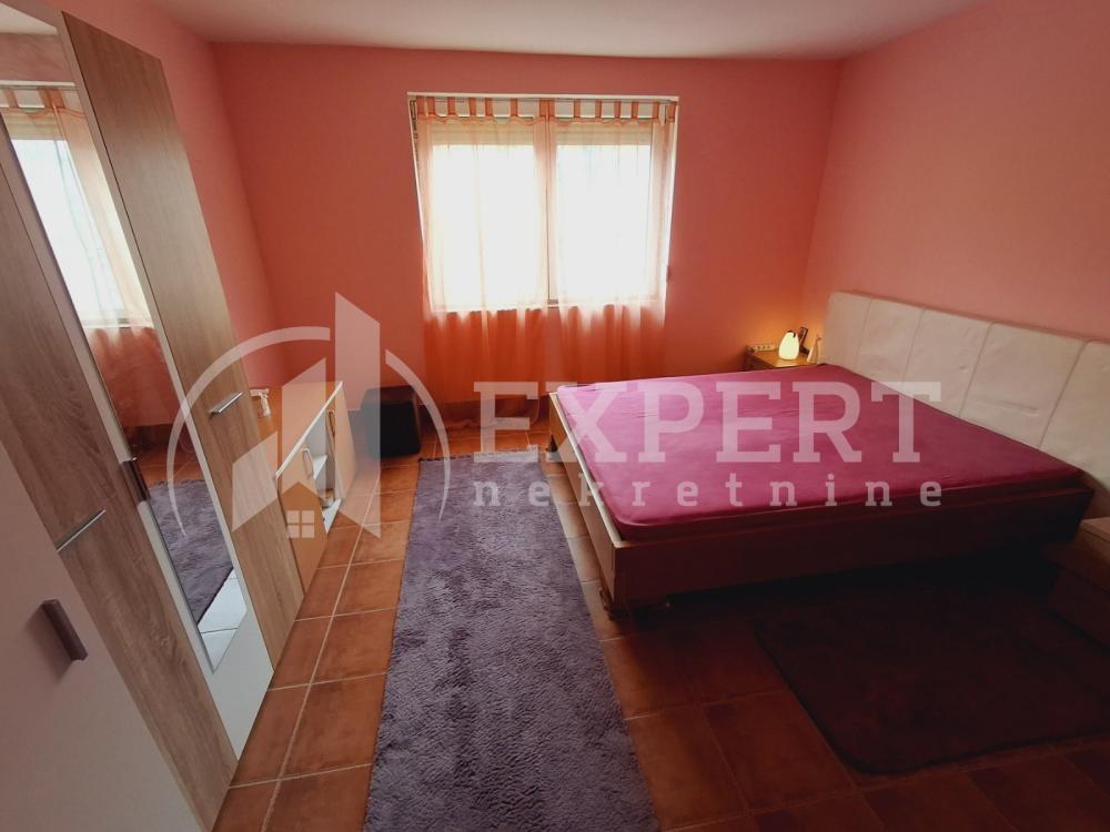 Slika 2 - Vojvode Gojka, Četvorosoban stan za izdavanje, 100m2, 400€