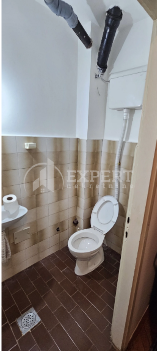 Slika 9 - Stevana Sremca, Trosoban stan za izdavanje, 85m2, 320€