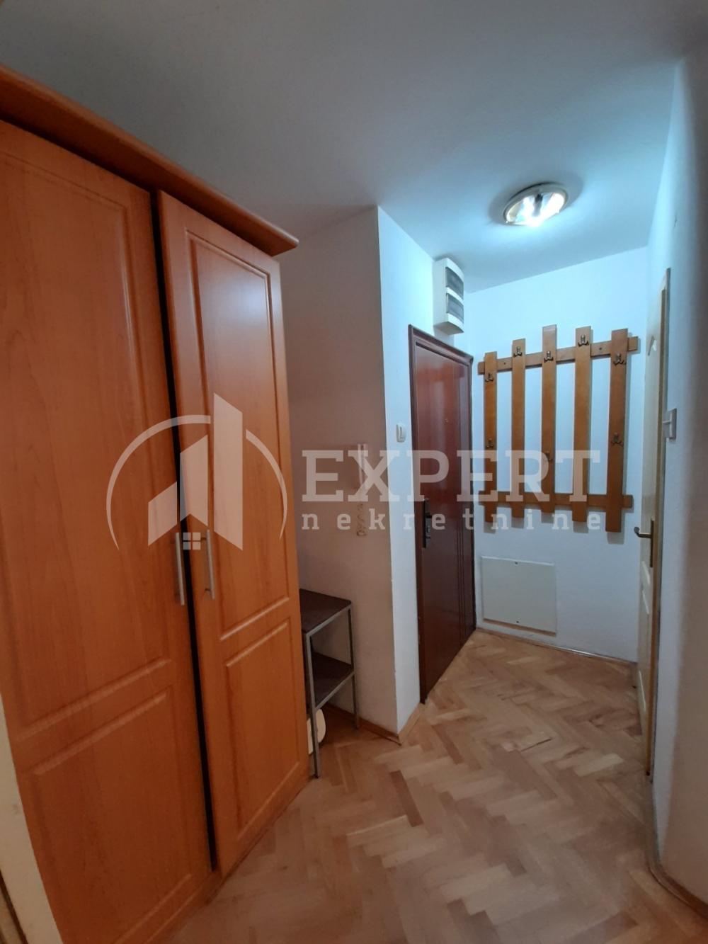 Slika 7 - Marije Bursać, Jednoiposoban stan za izdavanje, 32m2, 250€