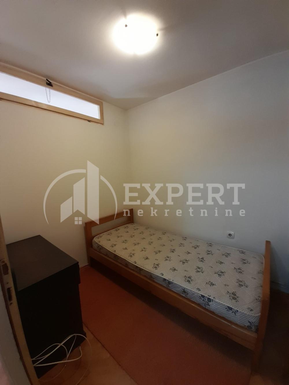 Slika 4 - Marije Bursać, Jednoiposoban stan za izdavanje, 32m2, 250€