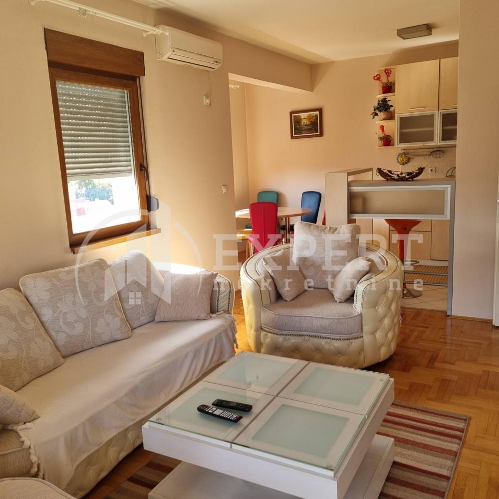 Slika 2 - Hajduk Stanka, Dvosoban stan za izdavanje, 61m2, 400€