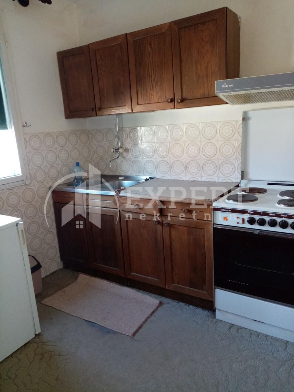 Slika 2 - Dušana Trivunca, Dvoiposoban stan za izdavanje, 61m2, 250€