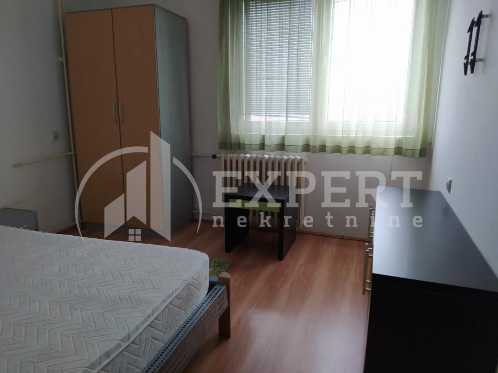 Slika 4 - Obilićev venac, Trosoban stan za izdavanje, 80m2, 600€