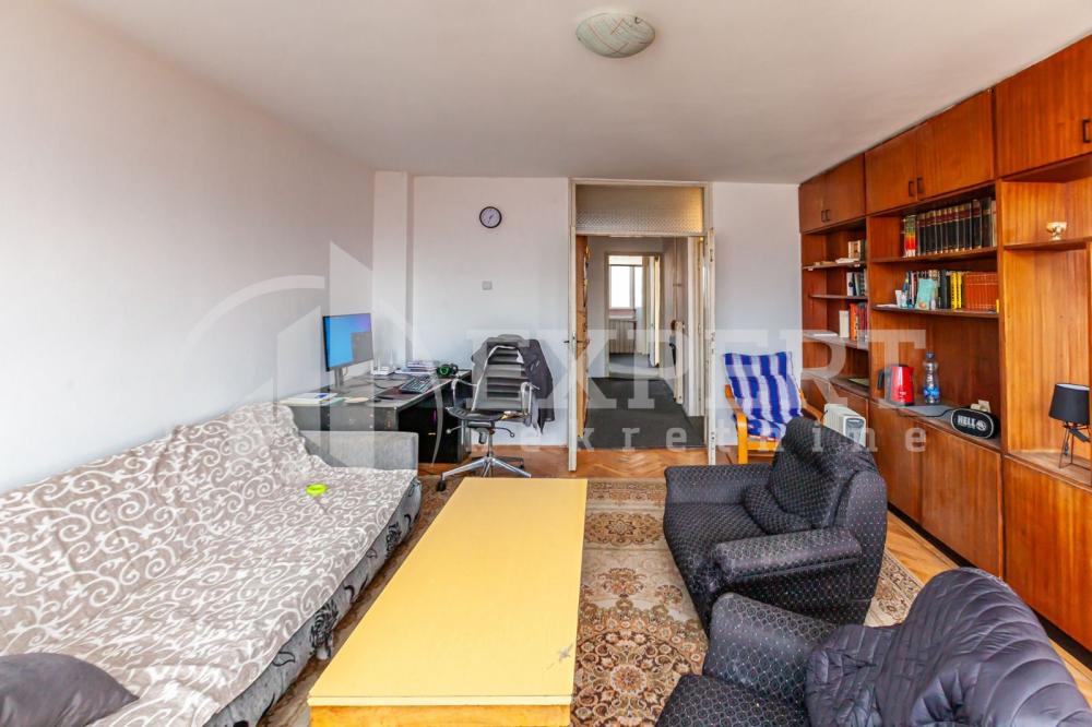 Slika 2 - Cara Dušana, Četvorosoban stan na prodaju, 98m2, 170.000€