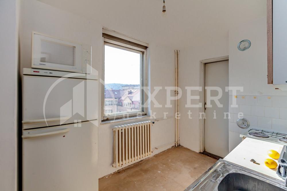 Slika 7 - Cara Dušana, Četvorosoban stan na prodaju, 98m2, 170.000€