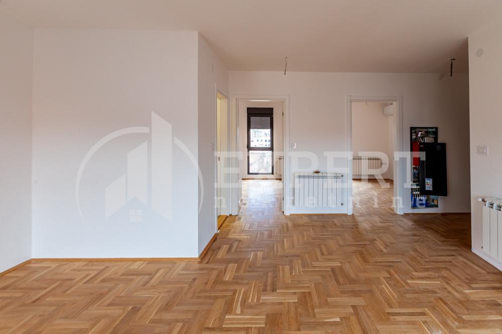 Glavna slika -Bore Vukmirovića, Dvoiposoban stan na prodaju, 53m2, 113.000€