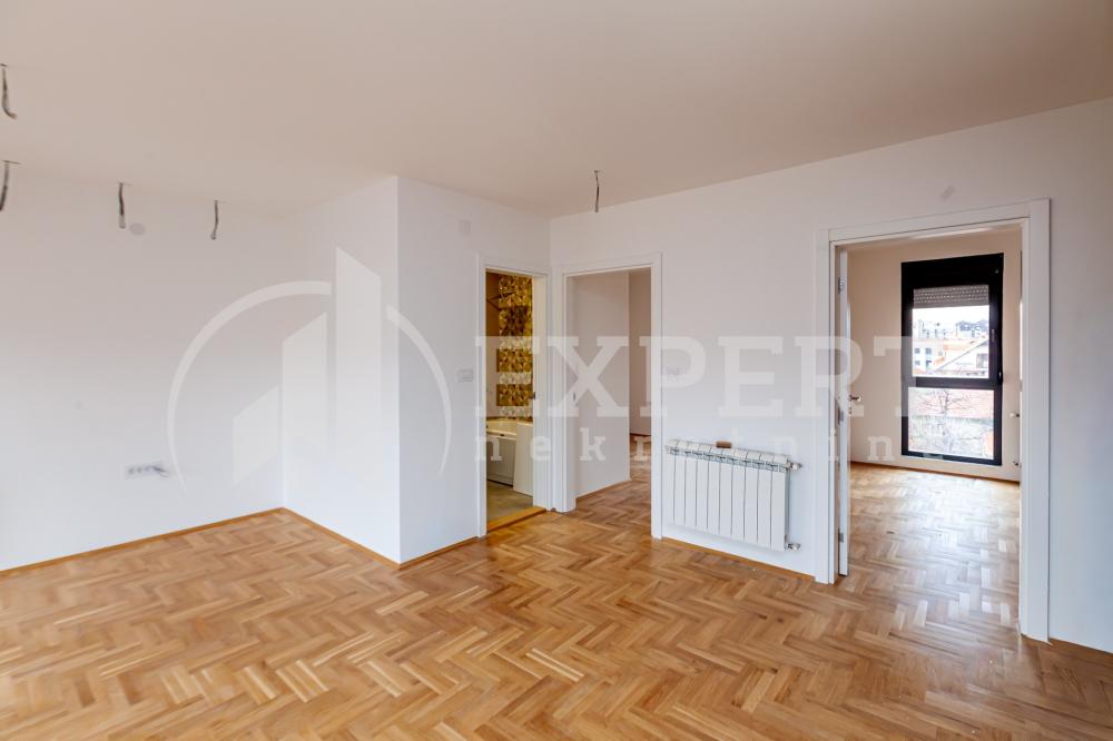 Slika 2 - Bore Vukmirovića, Dvoiposoban stan na prodaju, 53m2, 113.000€