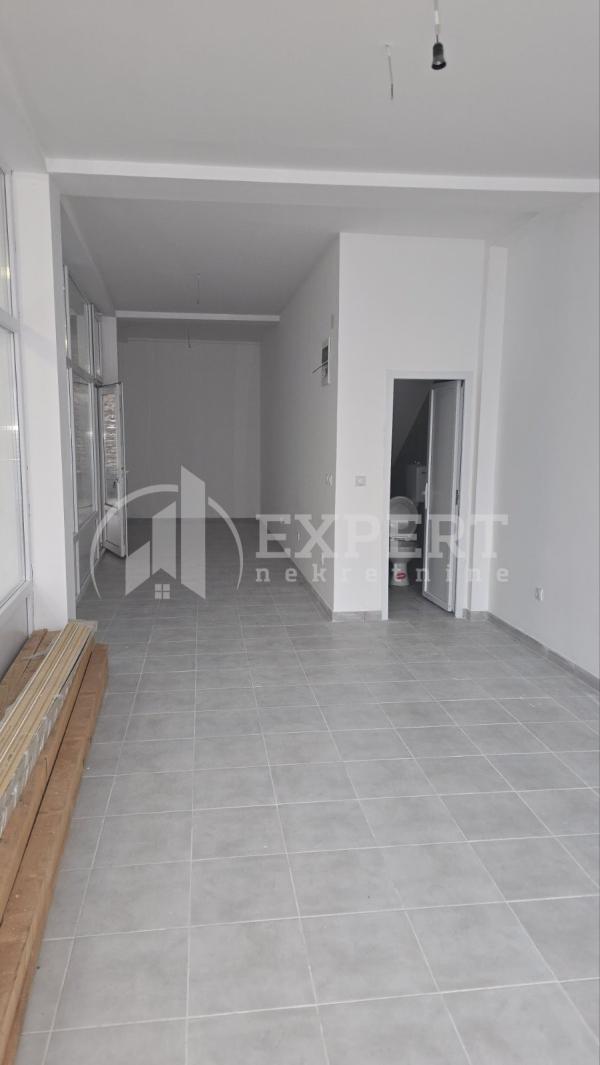 Slika 1 - Obilićev venac,  Lokal za izdavanje, 35m2, 350€