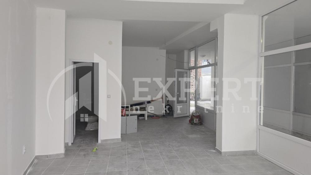 Slika 1 - Obilićev venac,  Lokal za izdavanje, 38m2, 400€