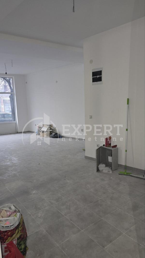 Slika 4 - Obilićev venac,  Lokal za izdavanje, 38m2, 400€