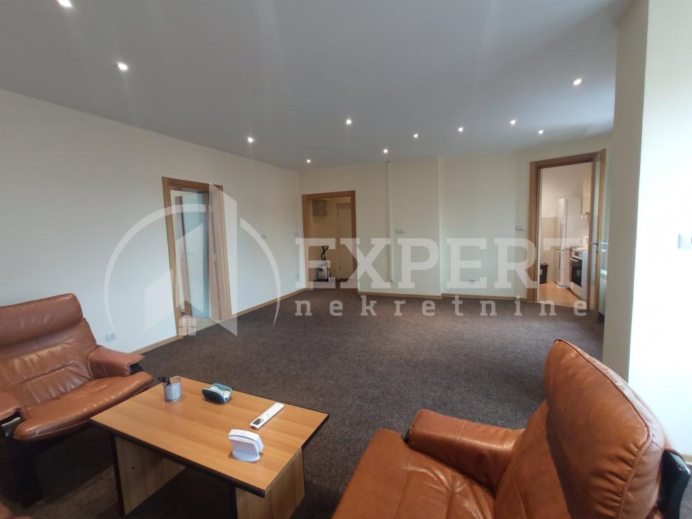 Slika 2 - Generala Milojka Lešjanina,  Lokal za izdavanje, 67m2, 550€