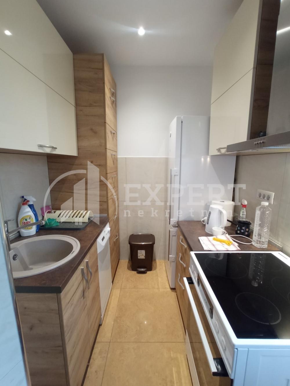 Slika 5 - Generala Milojka Lešjanina,  Lokal za izdavanje, 67m2, 550€