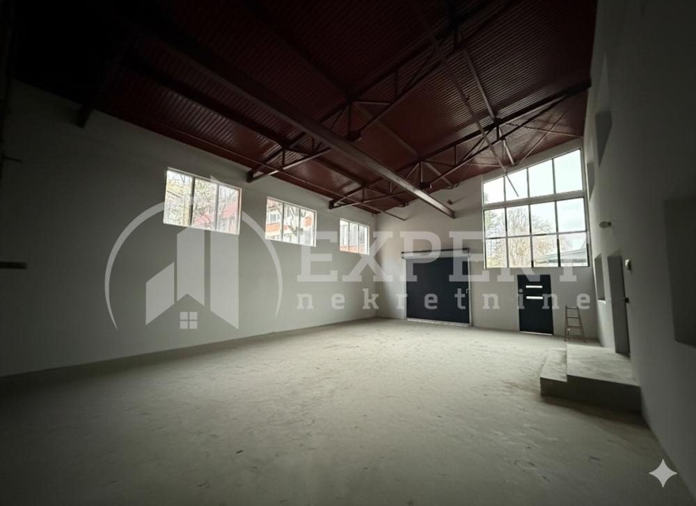 Slika 2 - Šumadijska,  Lokal za izdavanje, 500m2, 3.000€