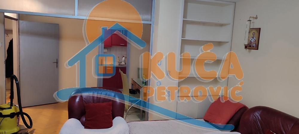 Slika 2 - Bulevar Nemanjića, Dvosoban stan za izdavanje, 54m2, 400€