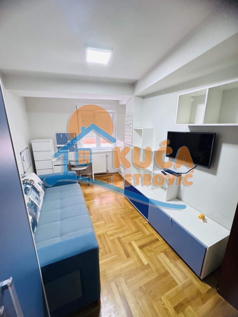 Slika 10 - Stevana Nemanje, Trosoban stan za izdavanje, 64m2, 600€