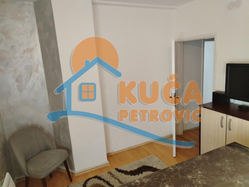 Slika 5 - Bulevar Nemanjića, Jednoiposoban stan za izdavanje, 40m2, 330€