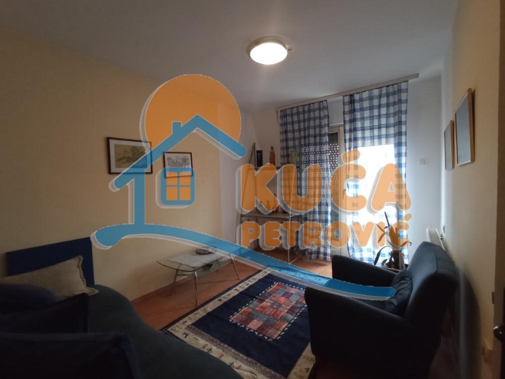 Slika 2 - Radnih brigada, Dvosoban stan za izdavanje, 40m2, 300€