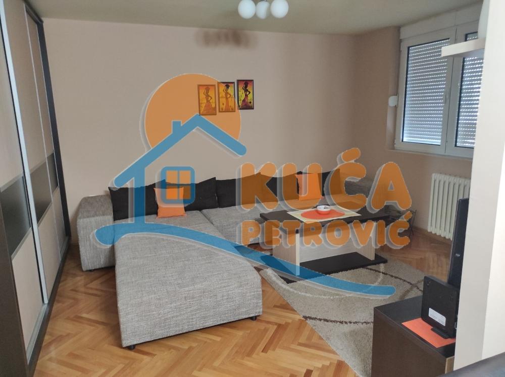 Glavna slika -Vizantijski bulevar, Dvoiposoban stan za izdavanje, 69m2, 400€