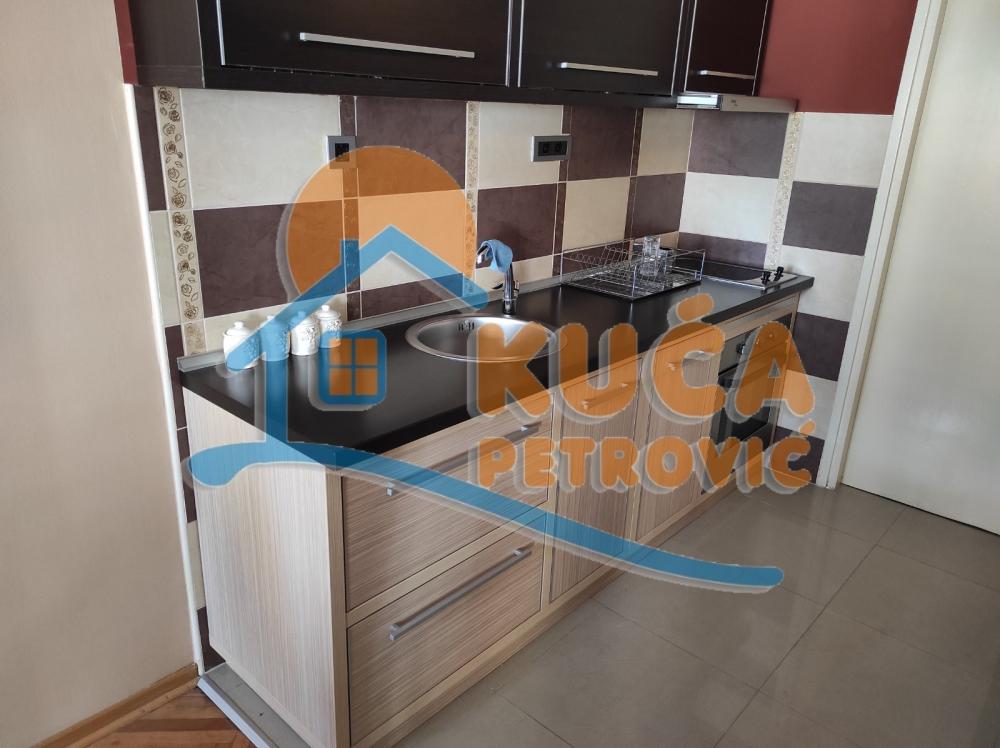 Slika 10 - Vizantijski bulevar, Dvoiposoban stan za izdavanje, 69m2, 400€