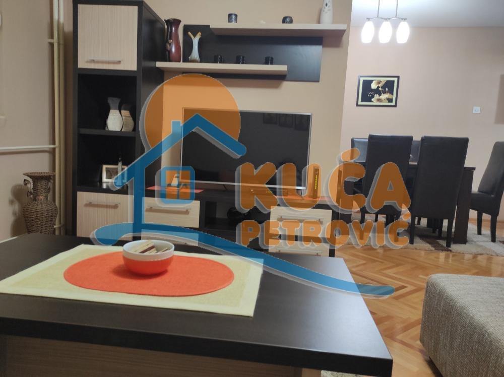 Slika 5 - Vizantijski bulevar, Dvoiposoban stan za izdavanje, 69m2, 400€